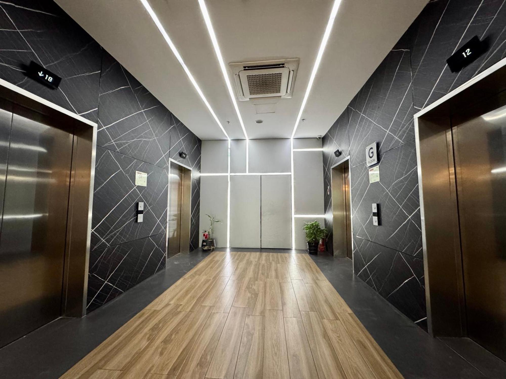 Ama Tower Residences, 8Th Flr, Near Dmw And Sm Megamall Mandaluyong Eksteriør billede